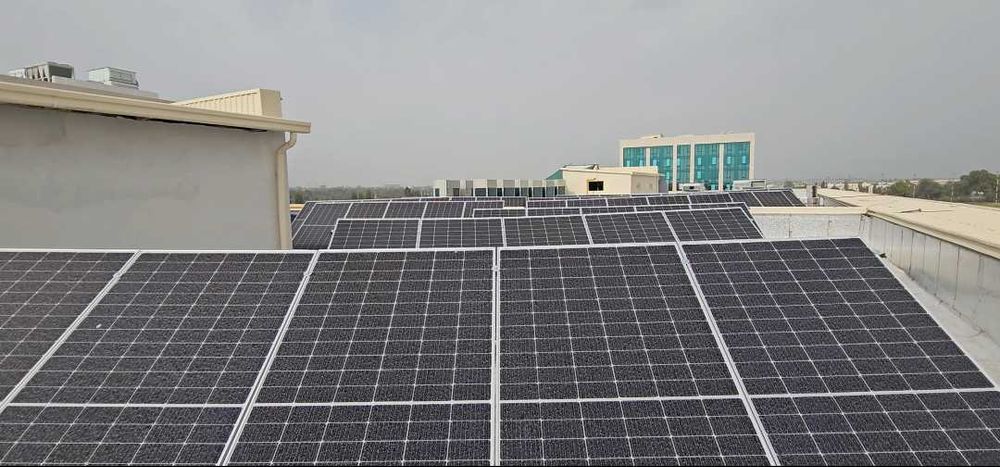 Установка солнечный водонагреватель в рассрочку | Quyosh panellari