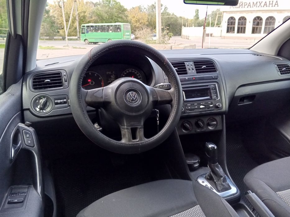 Фольксваген Поло седан