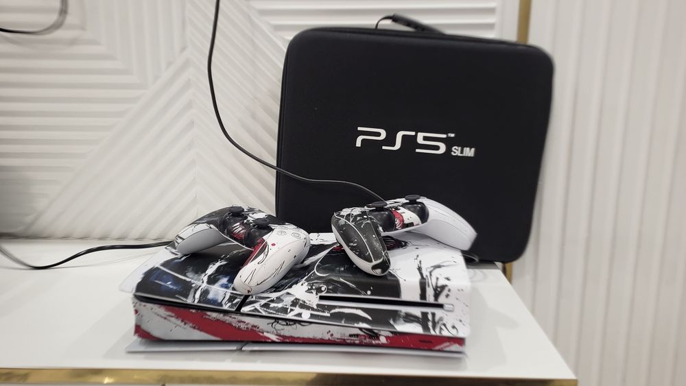Playstaiton 5 slim 1TB