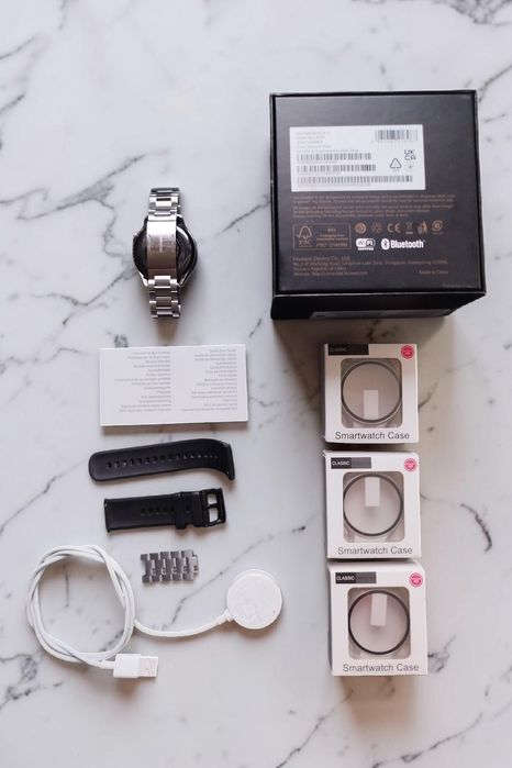 Huawei Watch 3 – Pachet Complet + 3 carcase