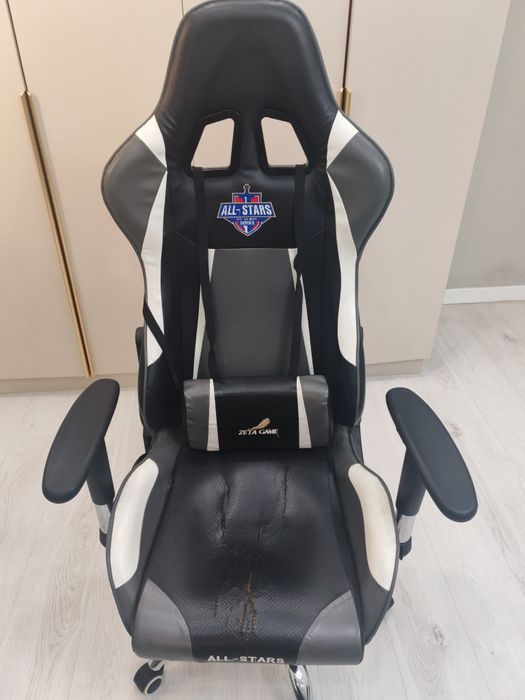 Компьютерное кресло