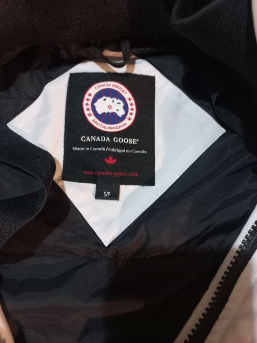 Куртка Canada Guess