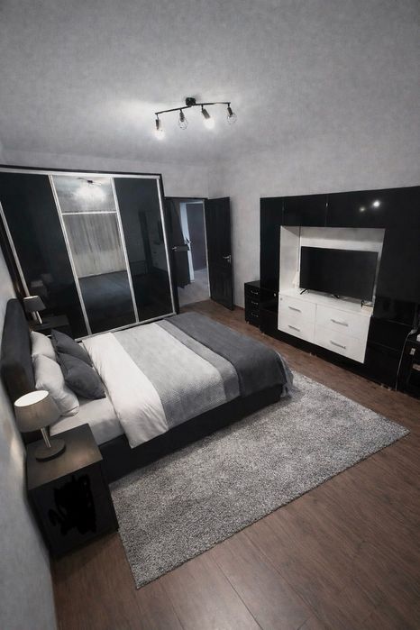Mutare imediată!Ap.70 mp 2 dormitoare, 2 bai, living+bucatarie, balcon
