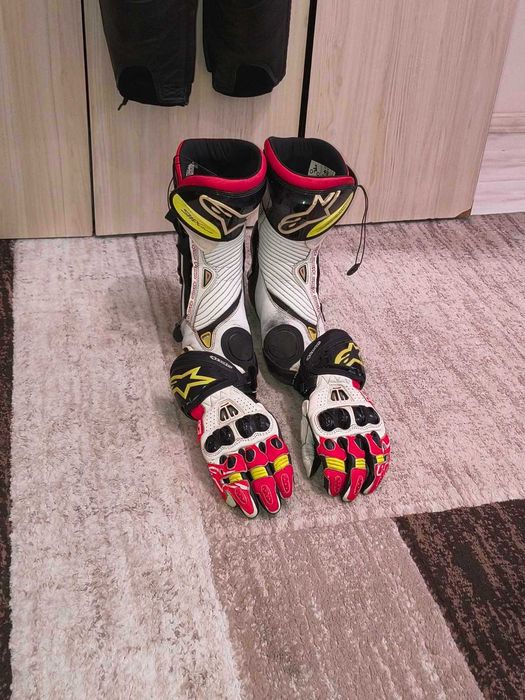 Екип ботуши и ръкавици Alpinestars