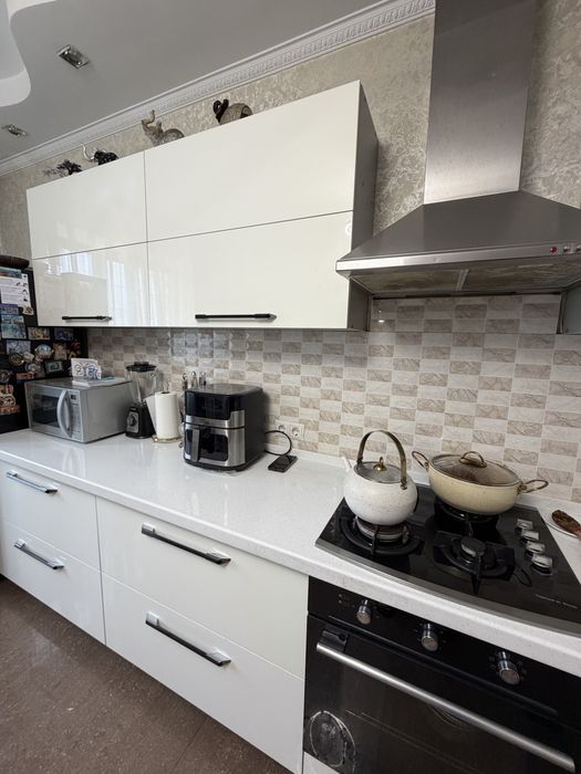 Продам кухонный гарнитур