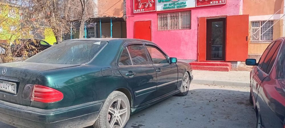 Мерседес Бенц сатылад