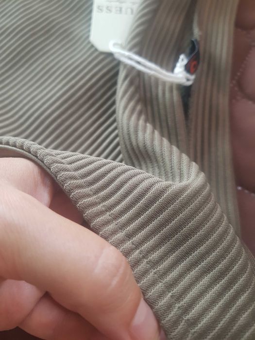 Дамски топ G by Guess, нов с етикет