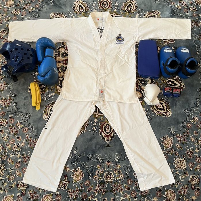 Продается кимано для таеквондо ITF
