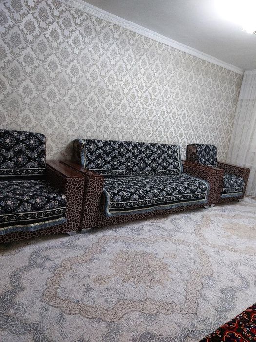 Диван кресло сотилади срочно