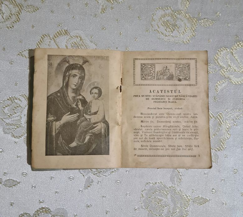 Carte religioasă veche, de colecție,,Acatistul și Paraclisul" 1943