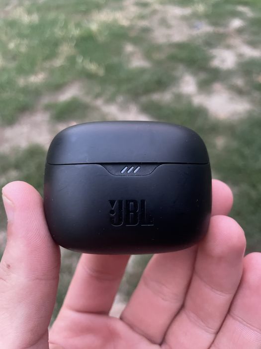 Casti bluetooth JBL tune