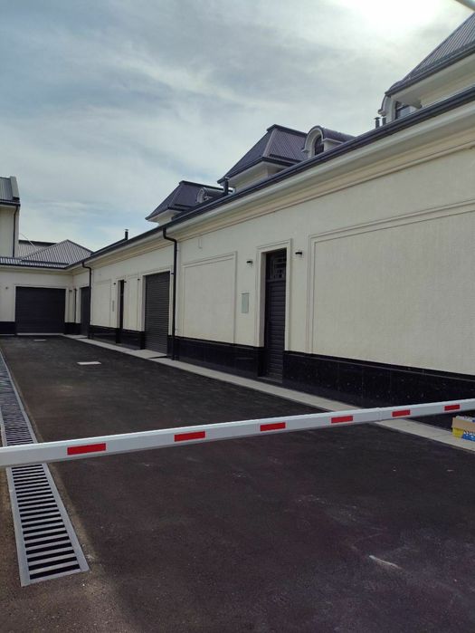 Srochno sotiladi 8honali  uchastka