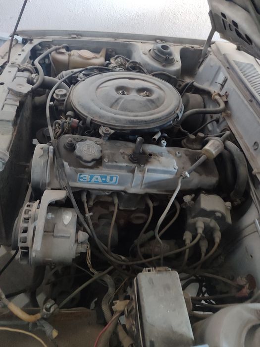 Tayota 4WD terkl 1984-yil ishlab chiqarilgan