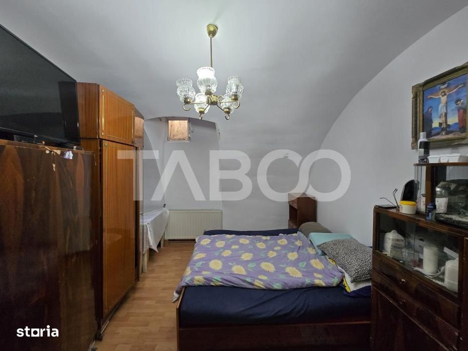 Garsoniera de vanzare decomandata 29 mpu zona Centrul Istoric Sibiu — fotografia 3