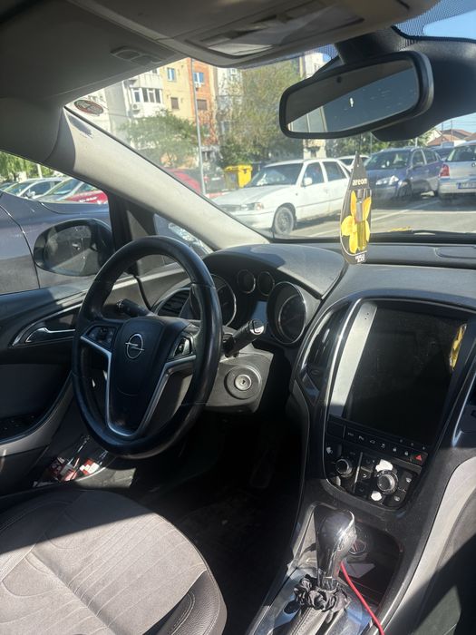OPEL Astra 2013 — imagine 4