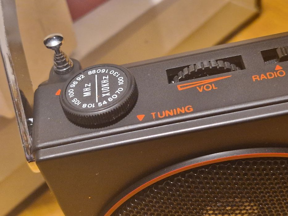 Radiocasetofon INTERNATIONAL FX 18 Super Slim