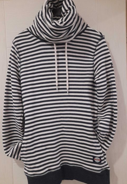 Пуловер с дълъг ръкав и спортен блузон