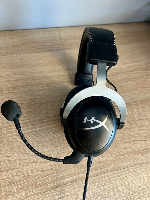 Продам наушники HyperX cloud 2