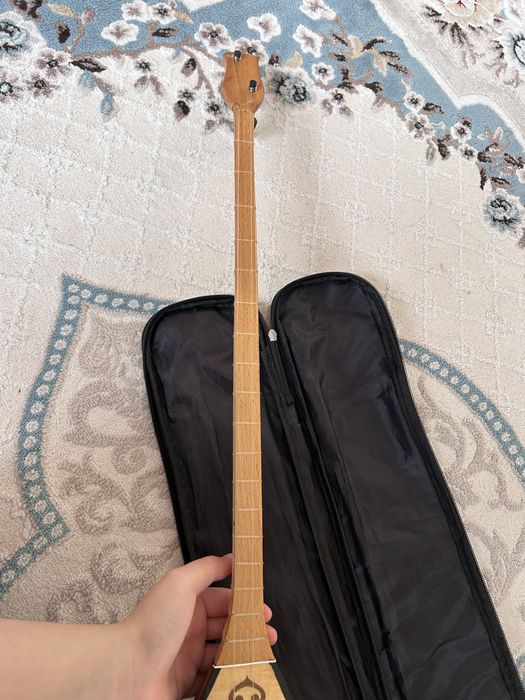 Домбыра,срочно продам