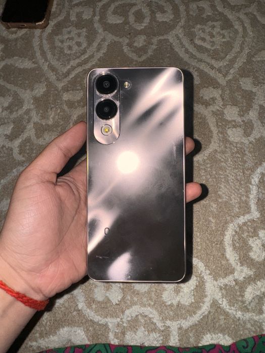 Vivo телефон почти новый