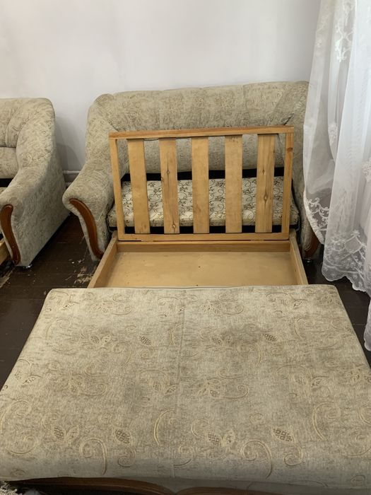 Диван,состояние б/у