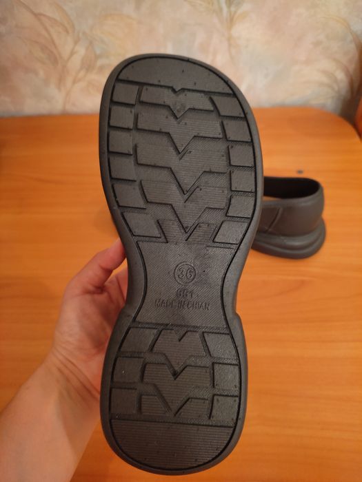 Продам новые балетки