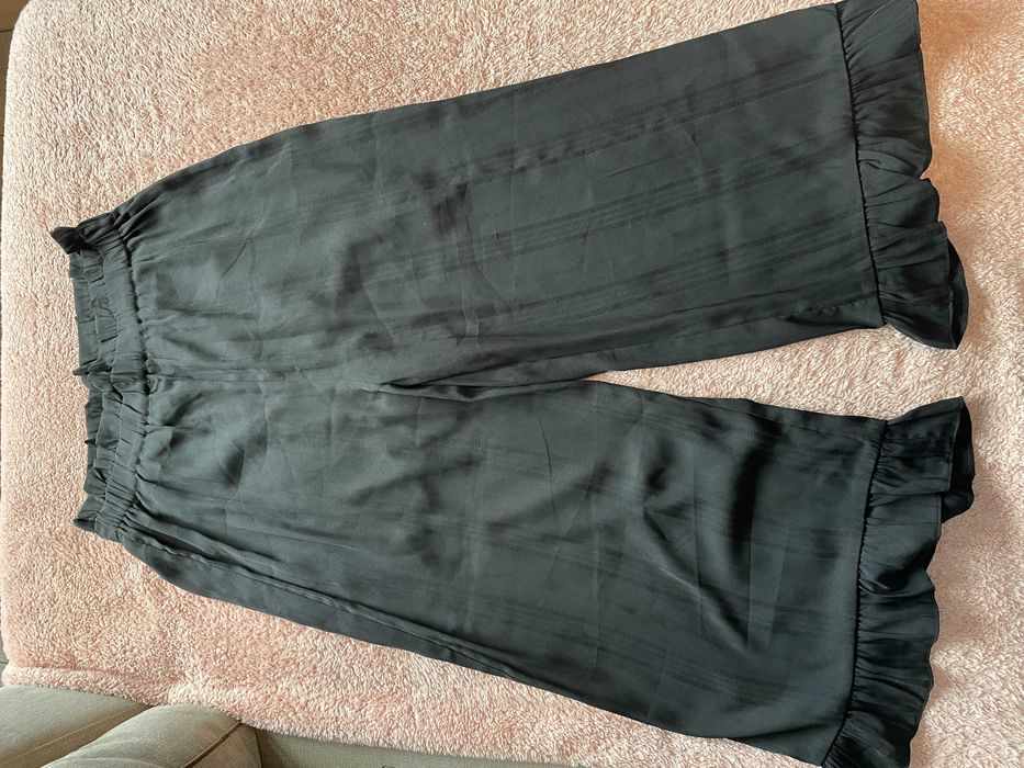 Дамски панталон ASOS и пола BENETTON