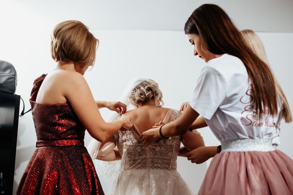 Vând rochie mireasă 1650 lei negociabil