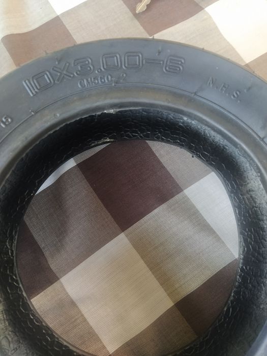 Гуми за тротинетка