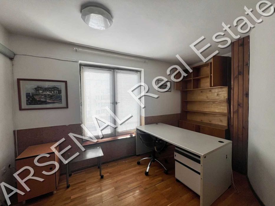 Дава се под наем Четиристаен апартамент в София, Дианабад - 142 кв.м за 698.19 € - Снимка #5