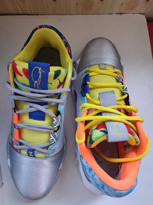 Кроссовки NIKE  б\у (оригинал100%)