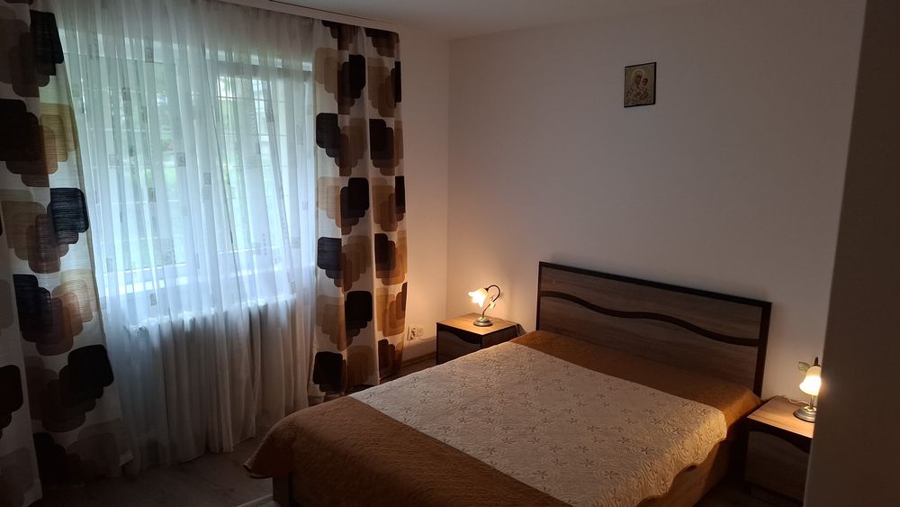 Apartament de inchiriat!