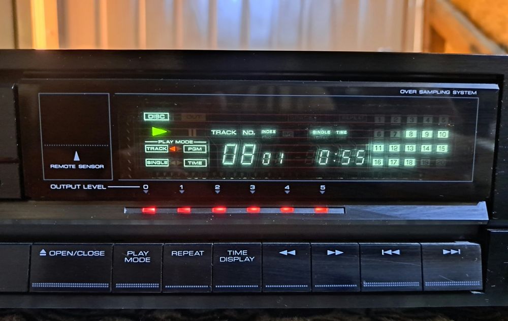 Kenwood DP-880SG - CD Player