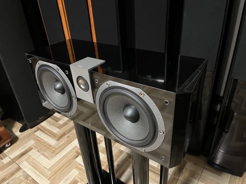 Boxa centru Focal Chorus cc700V