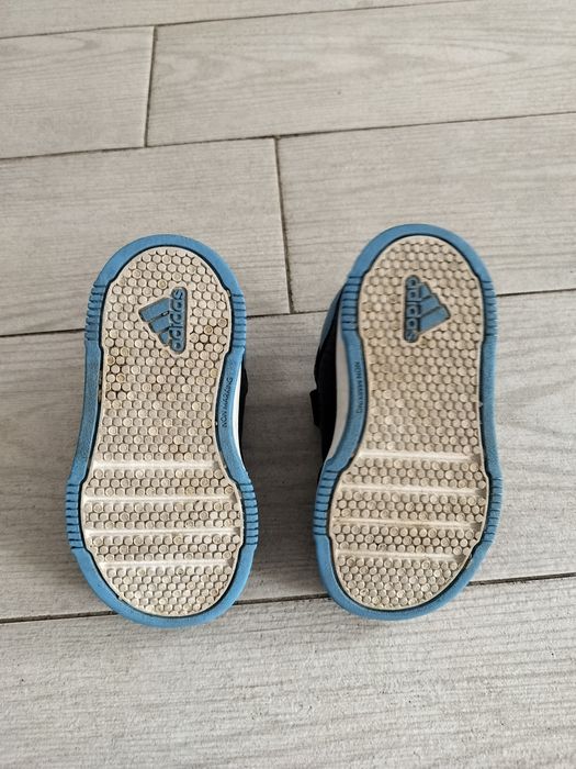 Incaltaminte copii Adidas nr. 22