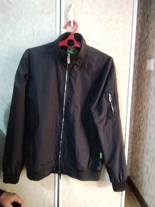 Куртка  Ветровка весенний осений