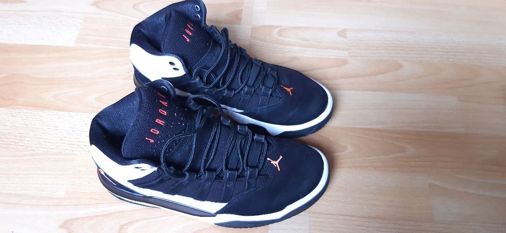 Adidași Jordan pentru băieți, mărimea 41