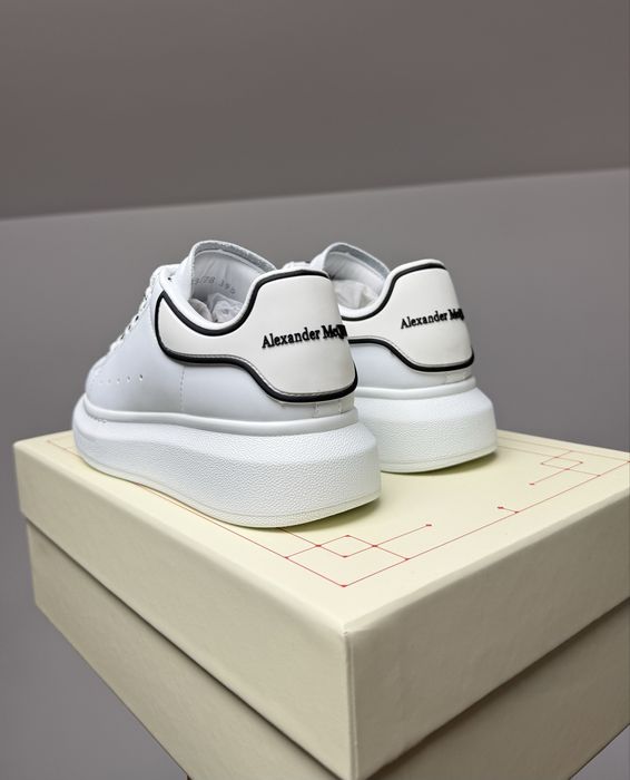 Alexander McQueen White Black