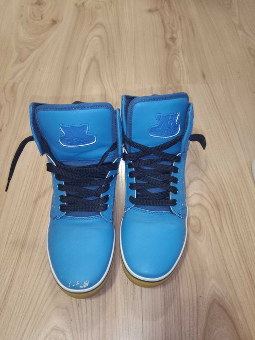 Два чифта детски маратонки