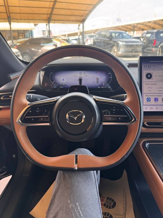 Mazda EZ6  600 km ev