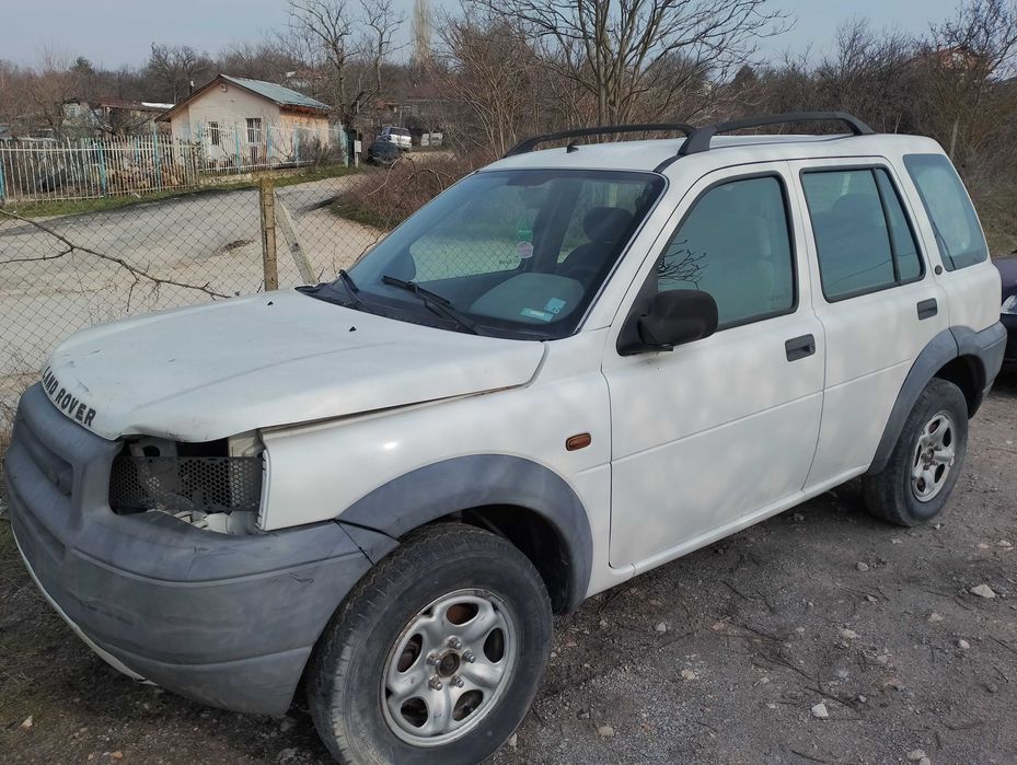 Продавам на части или цял Land Rover Freelander