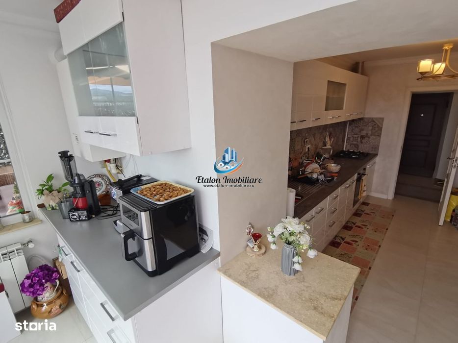 Apartament 2 camere 103 mp, etaj 1, cu terasa, zona 1 Mai