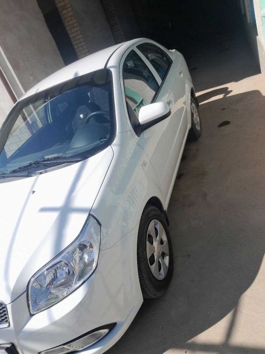 Nexia 3 2020 mexanika probeg 11000km halol birinchi qo'l