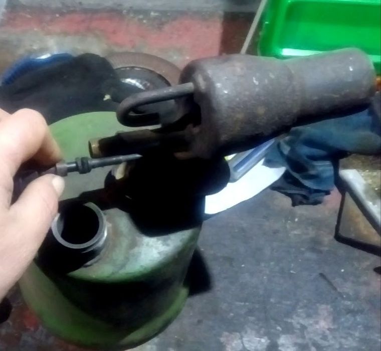 Паяльная лампа без насоса