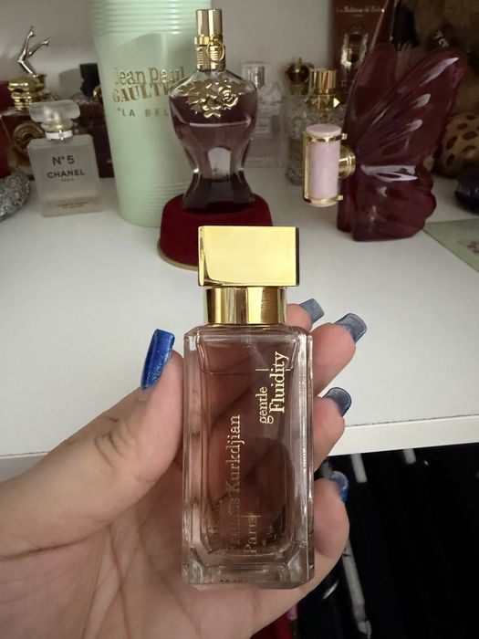 Givenchy rouge, Prada paradoxe, Francisk Kurkdjan