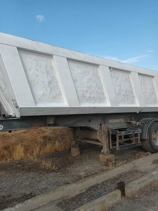 Semiremorca basculanta Schmitz SKI27