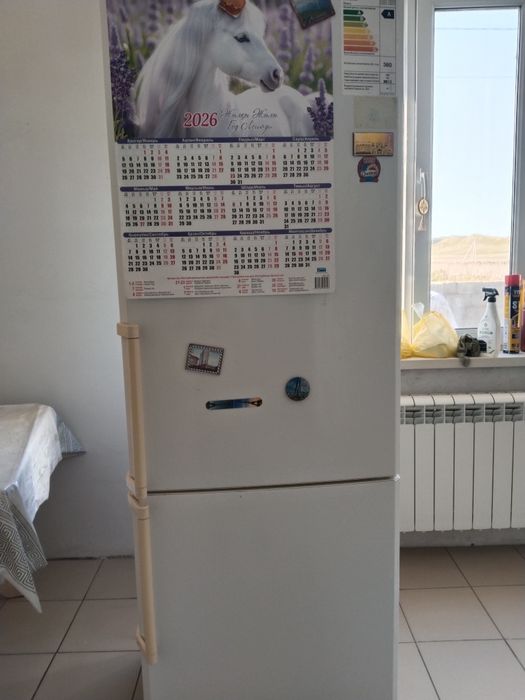 2 холодильник сатылады