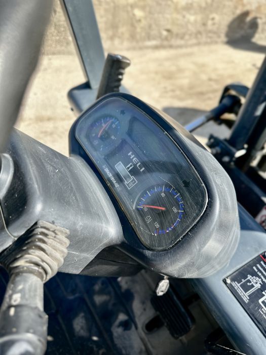 Дизельный вилочный погрузчик