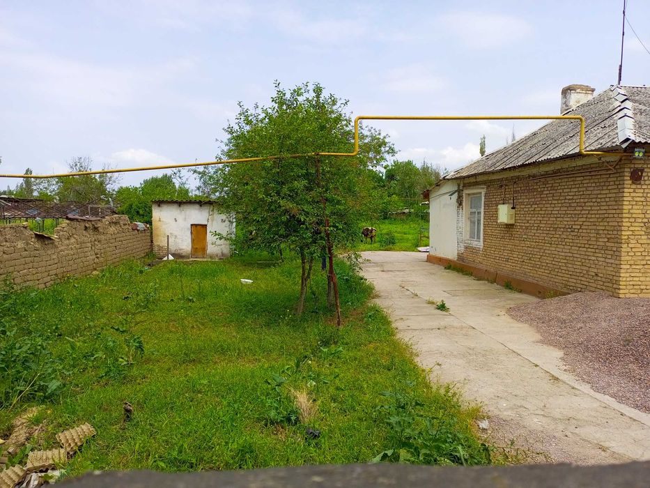 29 sotix uy bilan uchastka sotiladi Продам участок с домом 29 соток