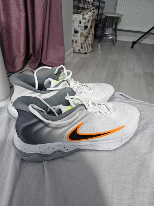 Nike giannis immortality 4